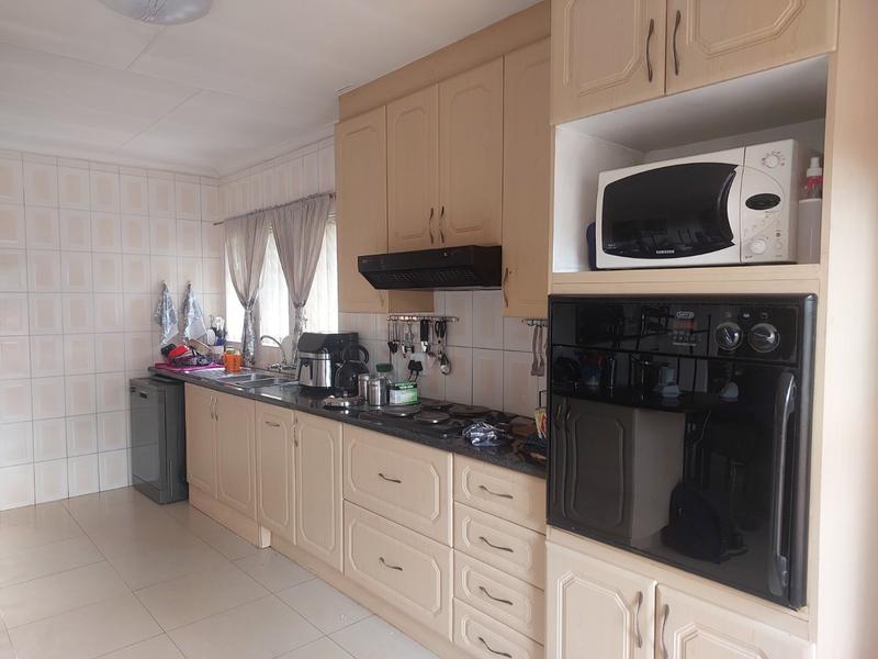 4 Bedroom Property for Sale in Dalpark Proper Gauteng