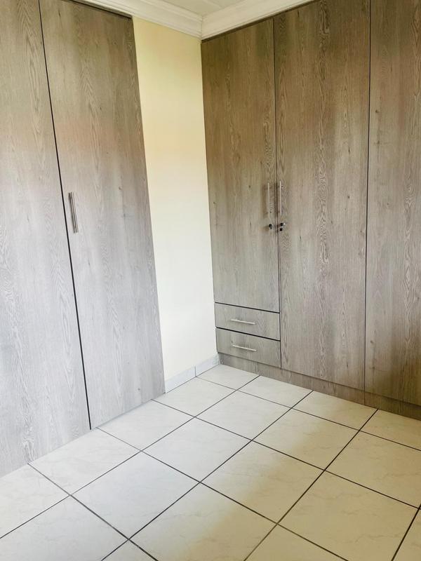 3 Bedroom Property for Sale in Die Hoewes Gauteng
