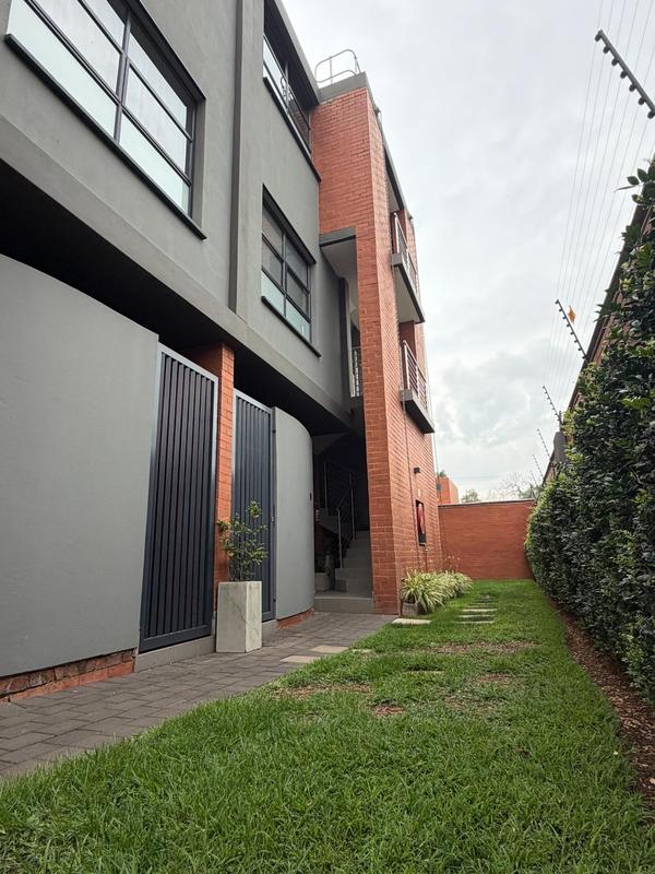 To Let 3 Bedroom Property for Rent in Hazelwood Gauteng