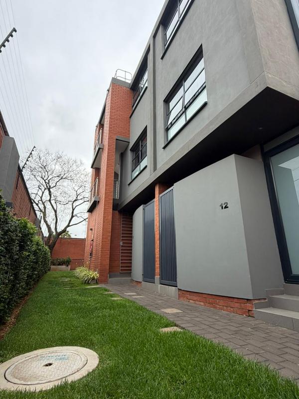 To Let 3 Bedroom Property for Rent in Hazelwood Gauteng