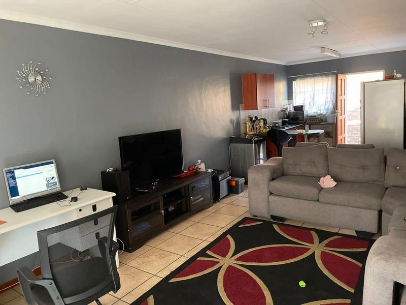 To Let 2 Bedroom Property for Rent in The Reeds Gauteng