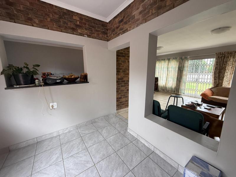 3 Bedroom Property for Sale in Rooihuiskraal Gauteng
