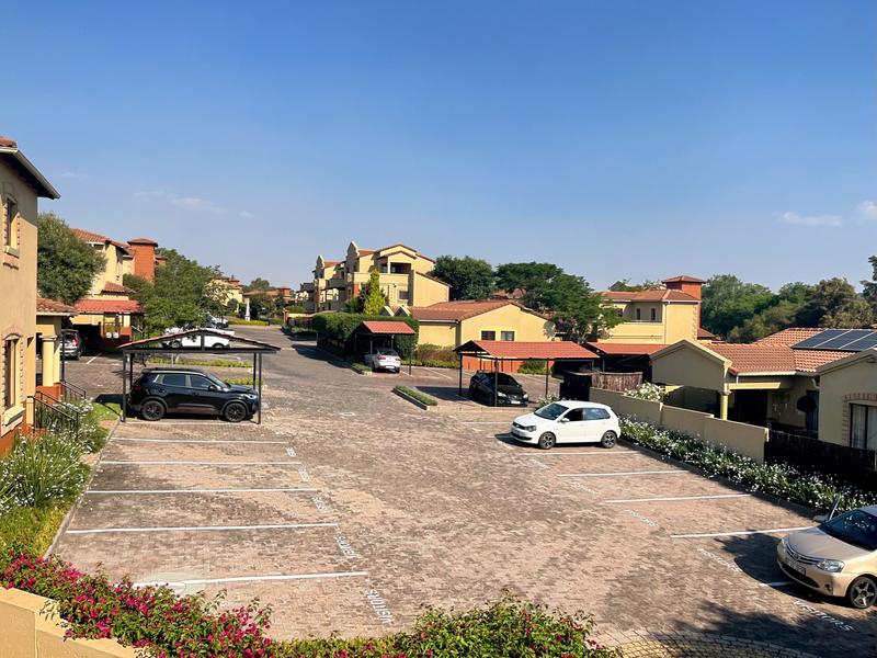 3 Bedroom Property for Sale in Douglasdale Gauteng
