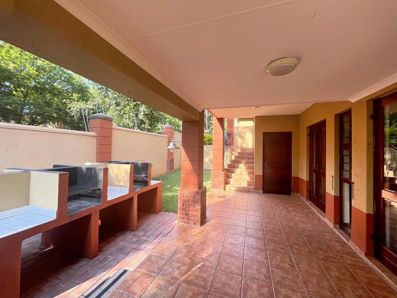 3 Bedroom Property for Sale in Douglasdale Gauteng