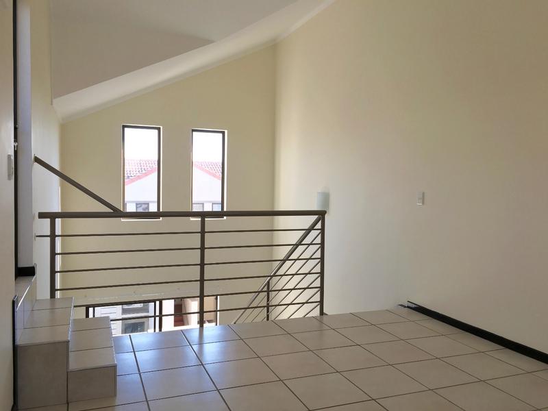 To Let 2 Bedroom Property for Rent in Bryanston Gauteng