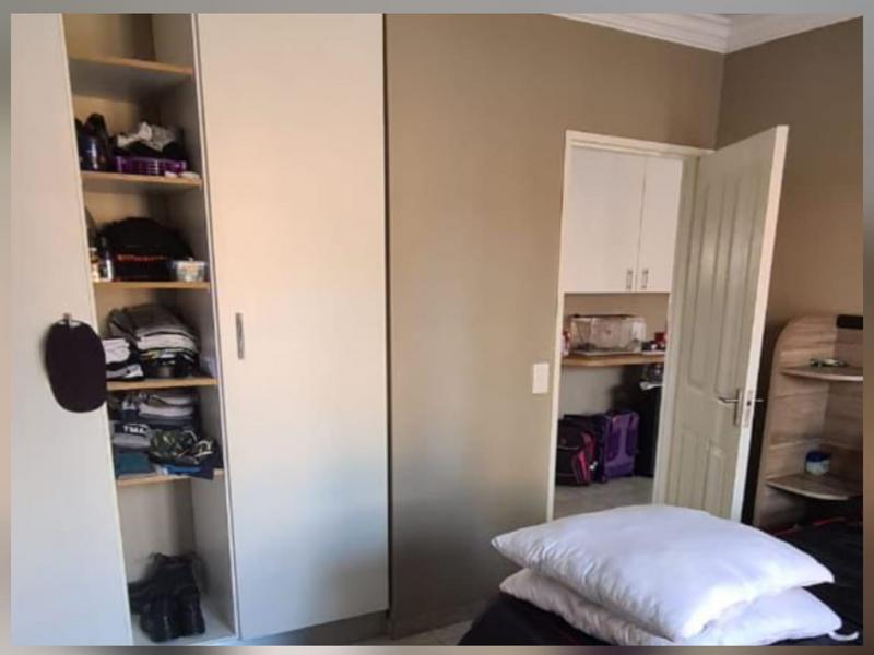 To Let 2 Bedroom Property for Rent in Glen Marais Gauteng