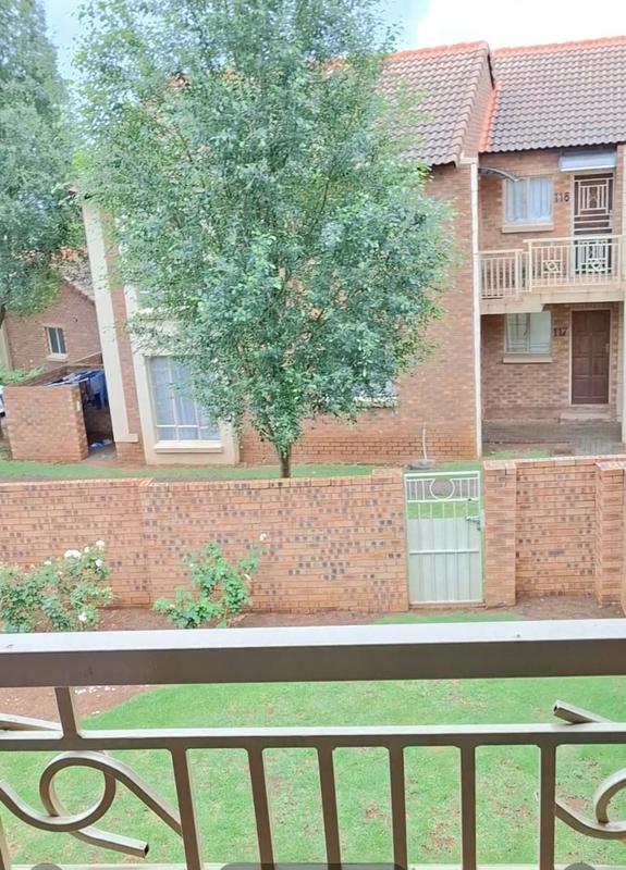 To Let 2 Bedroom Property for Rent in Mooikloof Ridge Gauteng