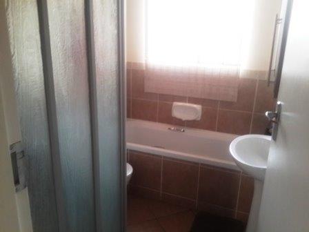 To Let 2 Bedroom Property for Rent in Mooikloof Ridge Gauteng