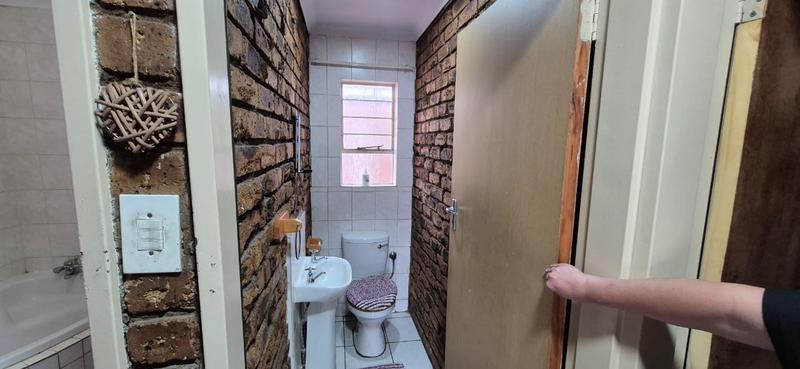 3 Bedroom Property for Sale in Mindalore Gauteng