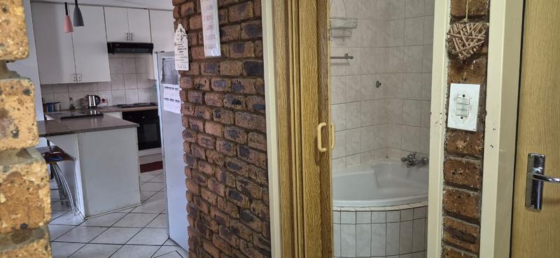 3 Bedroom Property for Sale in Mindalore Gauteng