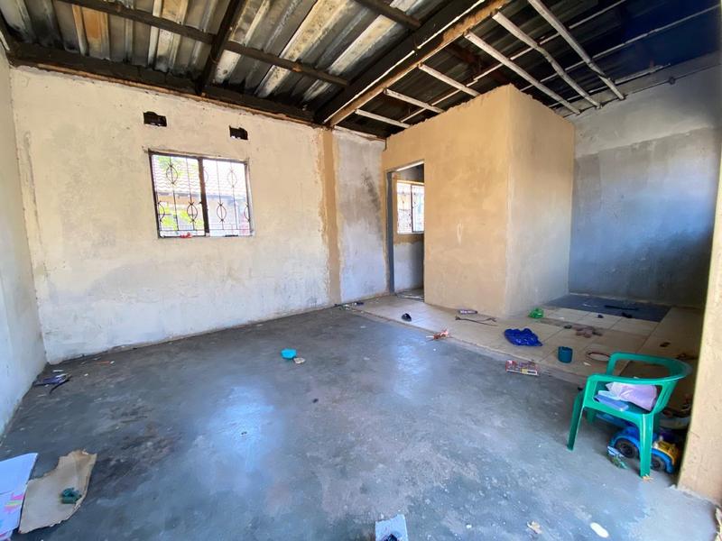 2 Bedroom Property for Sale in Emdeni Gauteng