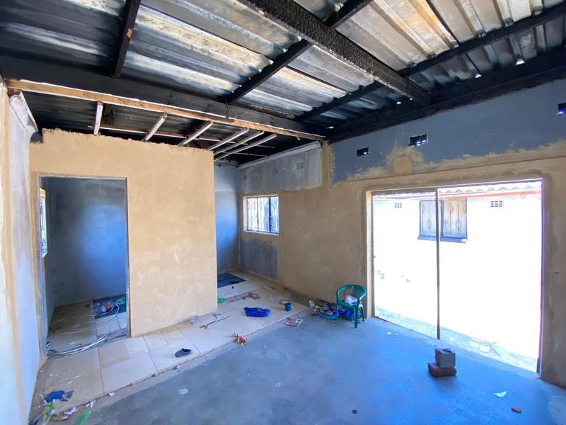 2 Bedroom Property for Sale in Emdeni Gauteng