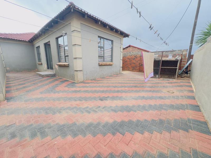 3 Bedroom Property for Sale in Ennerdale Gauteng