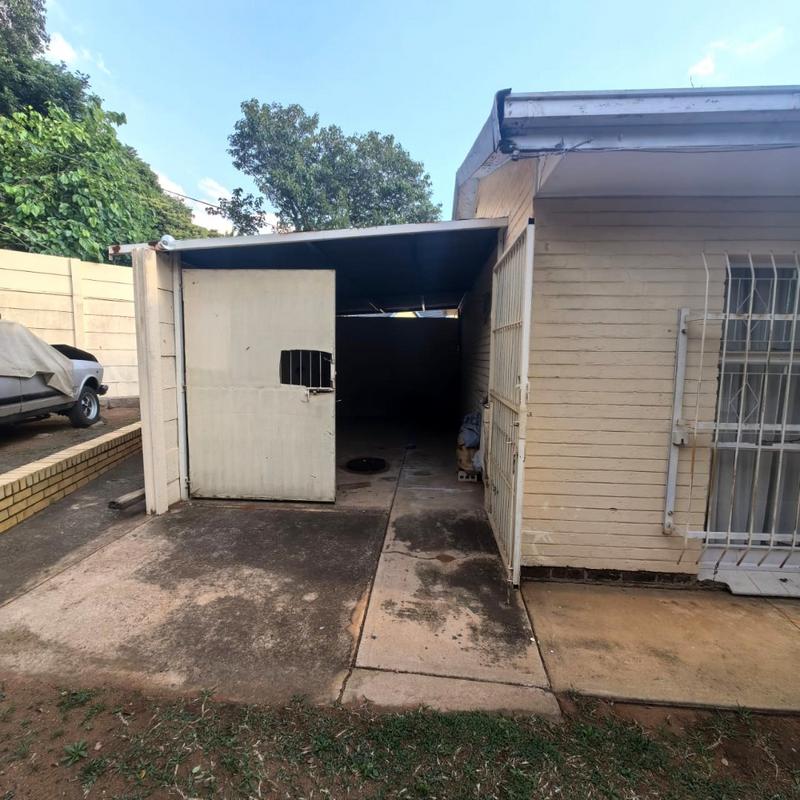 3 Bedroom Property for Sale in Greenhills Gauteng