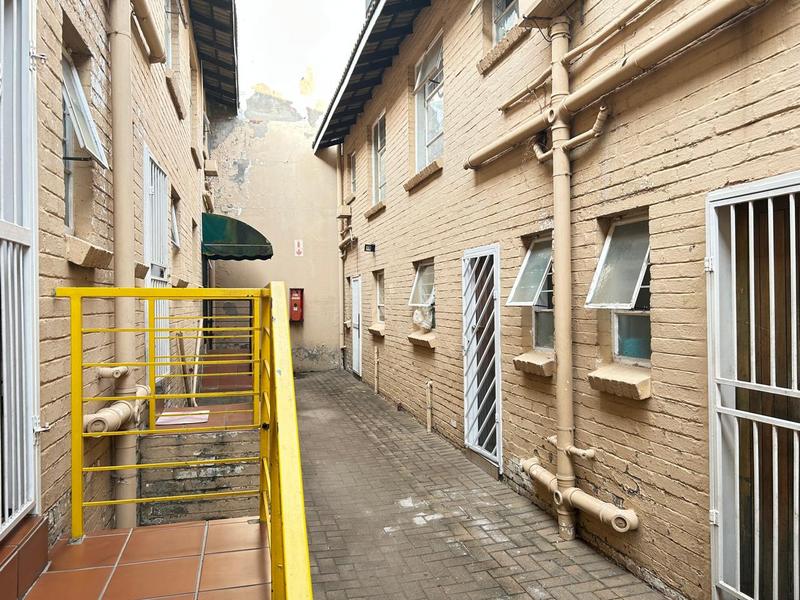 2 Bedroom Property for Sale in Highlands Gauteng