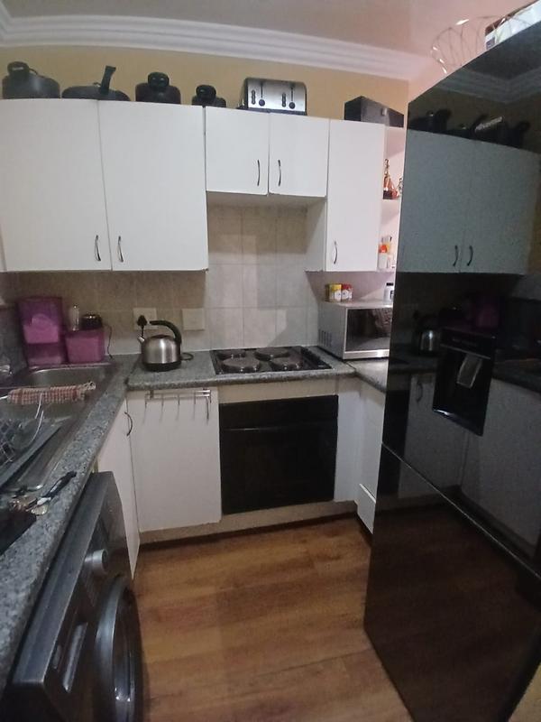 2 Bedroom Property for Sale in Wilgeheuwel Gauteng