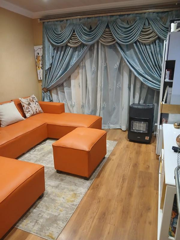 2 Bedroom Property for Sale in Wilgeheuwel Gauteng