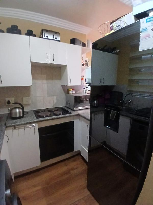 2 Bedroom Property for Sale in Wilgeheuwel Gauteng