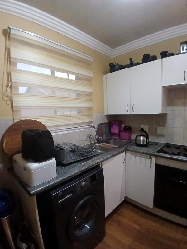 2 Bedroom Property for Sale in Wilgeheuwel Gauteng