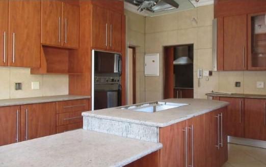 5 Bedroom Property for Sale in Lenasia Gauteng