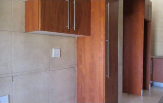 5 Bedroom Property for Sale in Lenasia Gauteng
