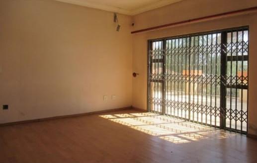 5 Bedroom Property for Sale in Lenasia Gauteng