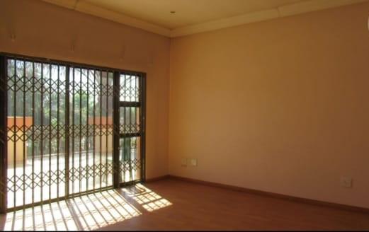 5 Bedroom Property for Sale in Lenasia Gauteng
