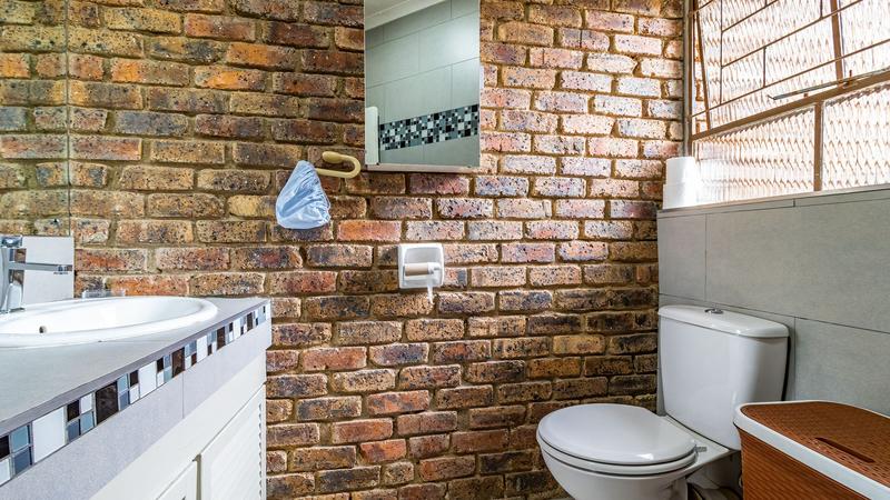 4 Bedroom Property for Sale in Terenure Gauteng