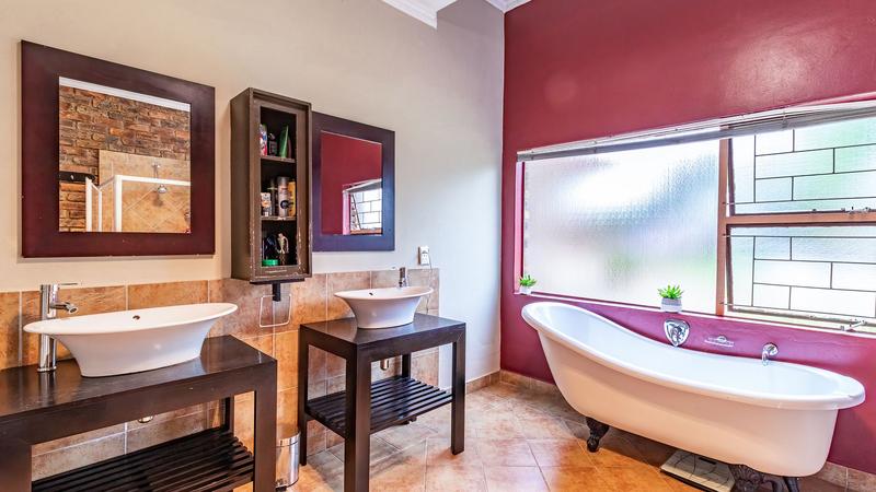 4 Bedroom Property for Sale in Terenure Gauteng