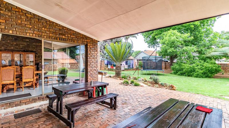 4 Bedroom Property for Sale in Terenure Gauteng
