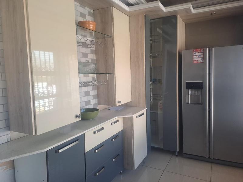 4 Bedroom Property for Sale in Brackenhurst Gauteng