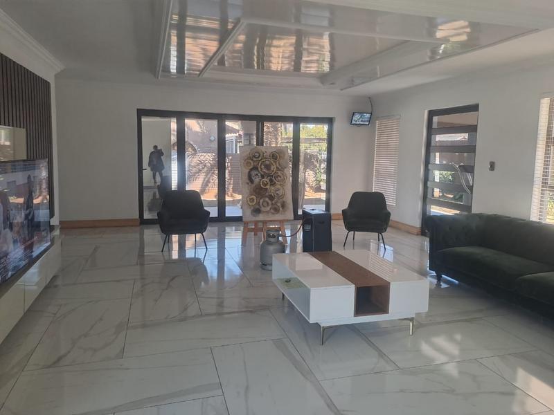 4 Bedroom Property for Sale in Brackenhurst Gauteng