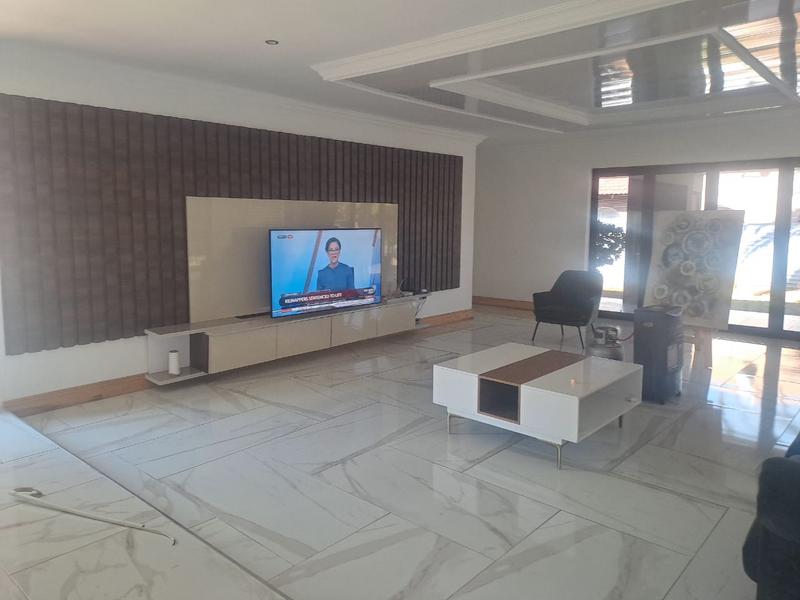 4 Bedroom Property for Sale in Brackenhurst Gauteng