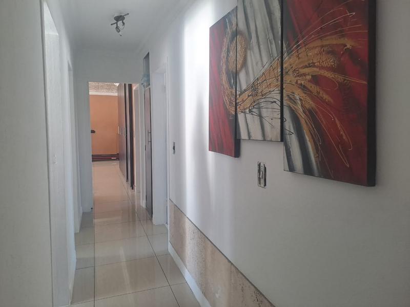 4 Bedroom Property for Sale in Brackenhurst Gauteng