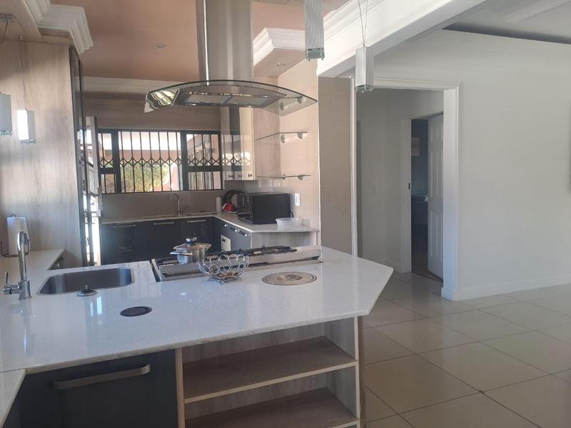 4 Bedroom Property for Sale in Brackenhurst Gauteng
