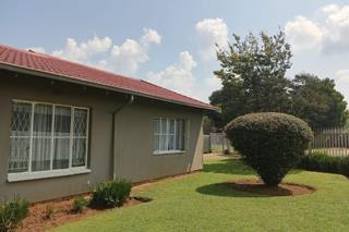 4 Bedroom Property for Sale in Verwoerdpark Gauteng
