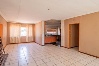 4 Bedroom Property for Sale in Birch Acres Gauteng