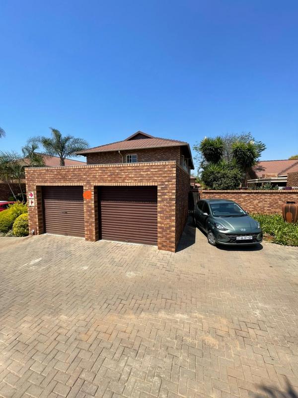 4 Bedroom Property for Sale in Montana Gauteng