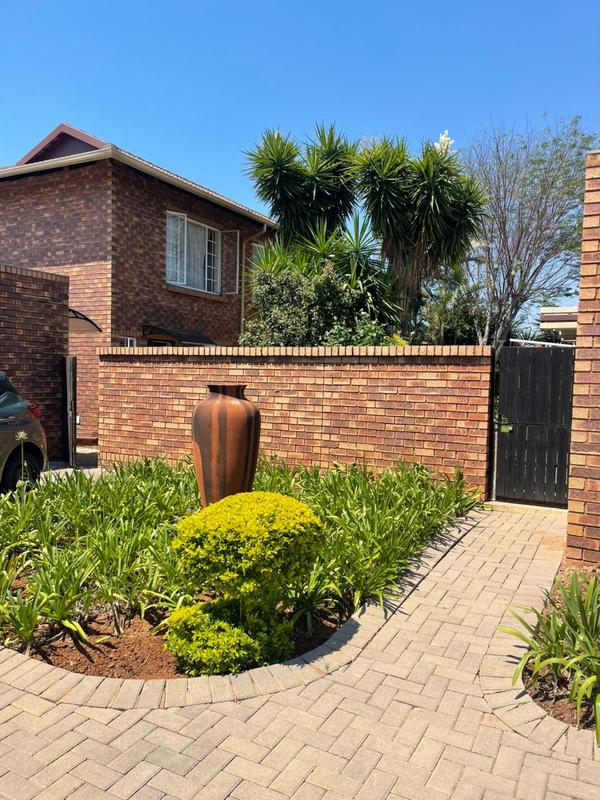 4 Bedroom Property for Sale in Montana Gauteng