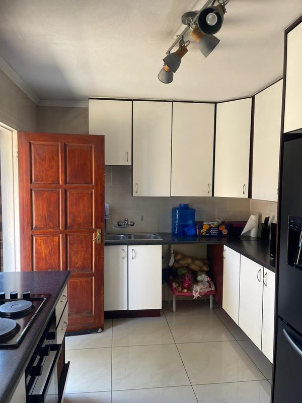 4 Bedroom Property for Sale in Montana Gauteng