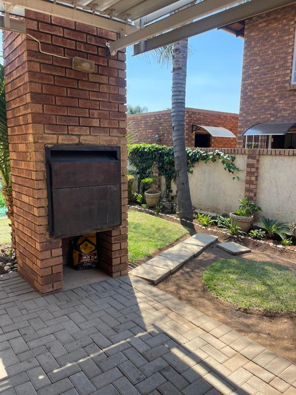 4 Bedroom Property for Sale in Montana Gauteng