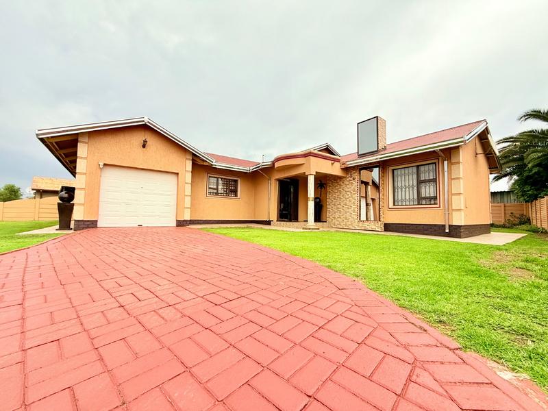 3 Bedroom Property for Sale in Vanderbijlpark CE 4 Gauteng