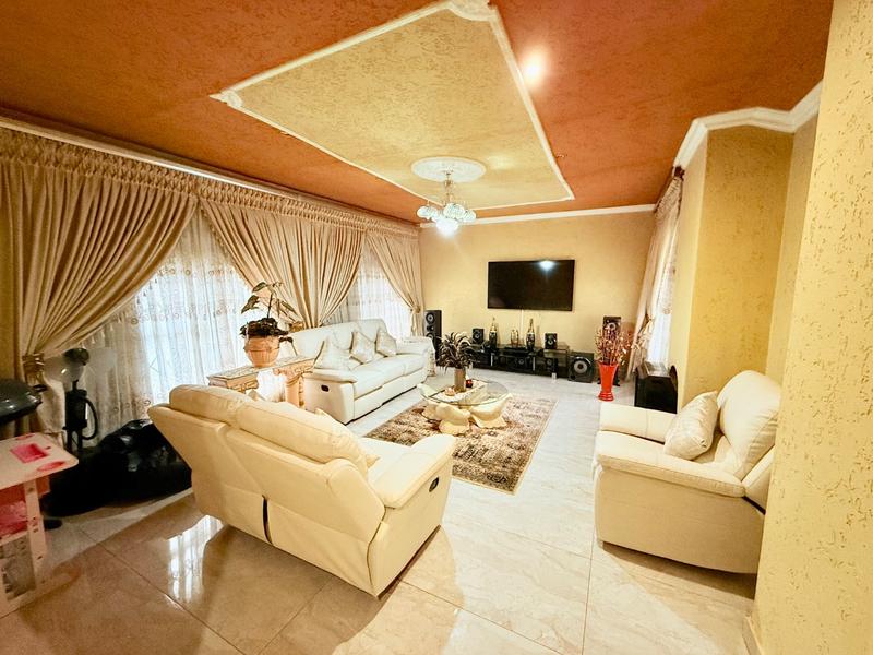 3 Bedroom Property for Sale in Vanderbijlpark CE 4 Gauteng