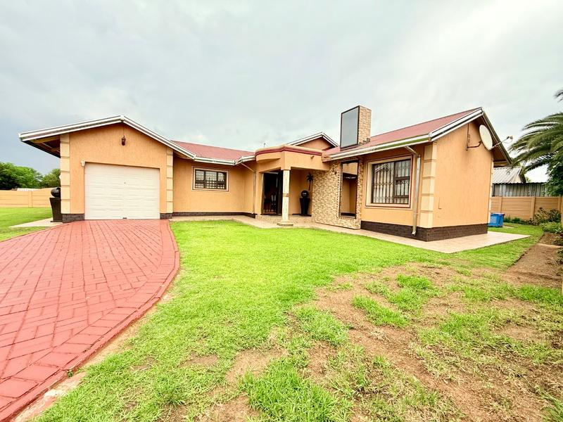 3 Bedroom Property for Sale in Vanderbijlpark CE 4 Gauteng