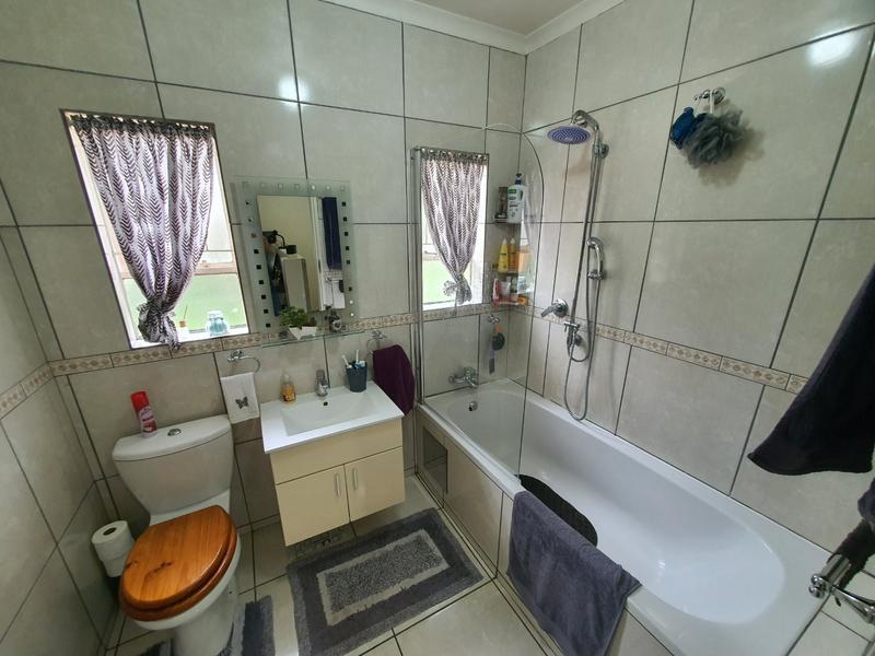 0 Bedroom Property for Sale in Magalieskruin Gauteng