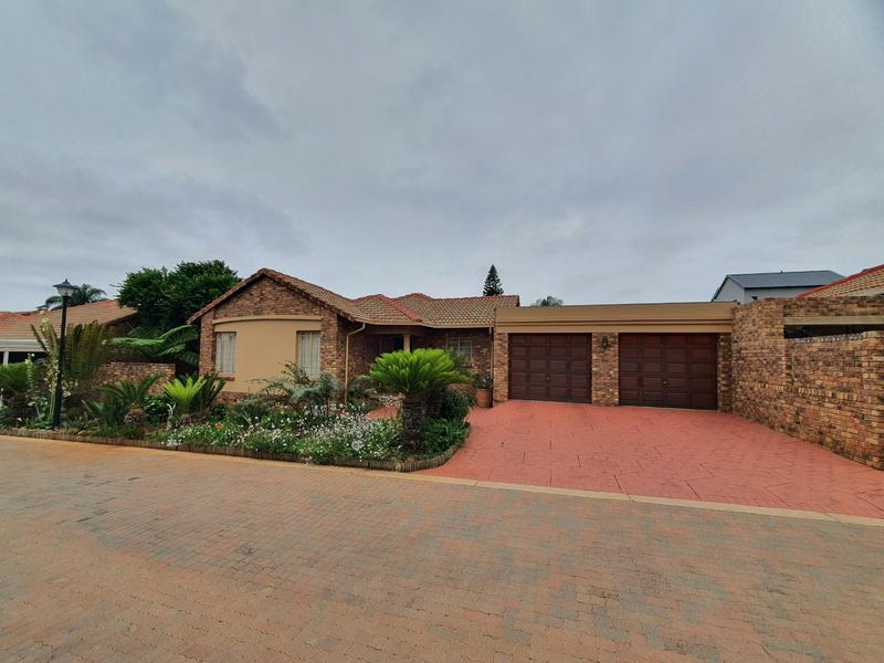 0 Bedroom Property for Sale in Magalieskruin Gauteng