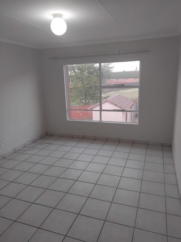 2 Bedroom Property for Sale in Norkem Park Gauteng