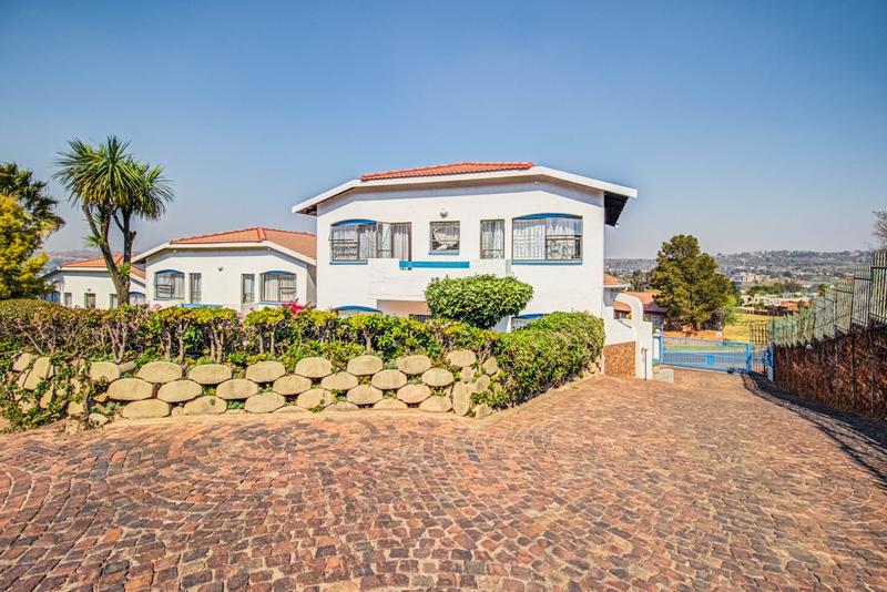 3 Bedroom Property for Sale in Bruma Gauteng