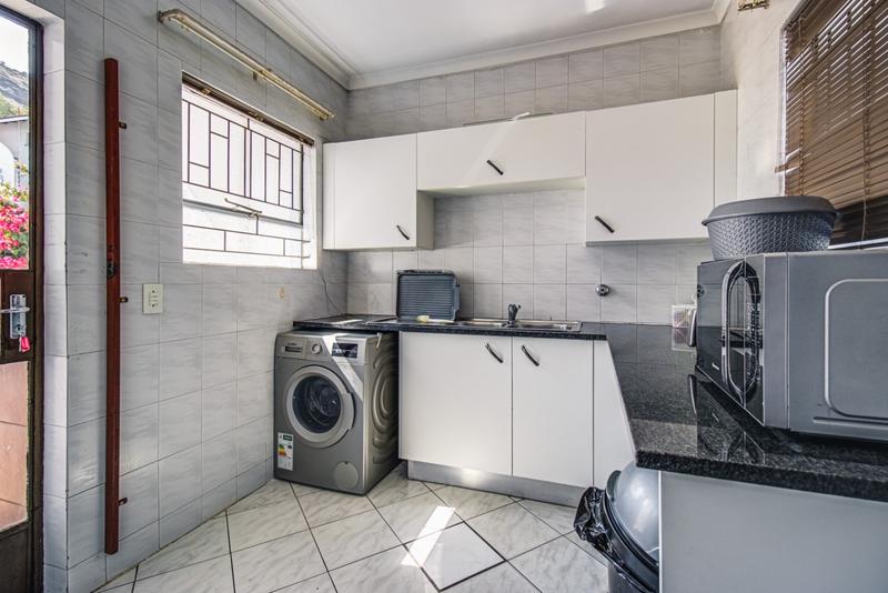 3 Bedroom Property for Sale in Bruma Gauteng