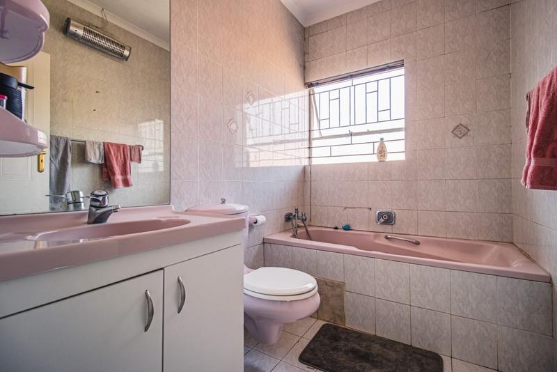 3 Bedroom Property for Sale in Bruma Gauteng